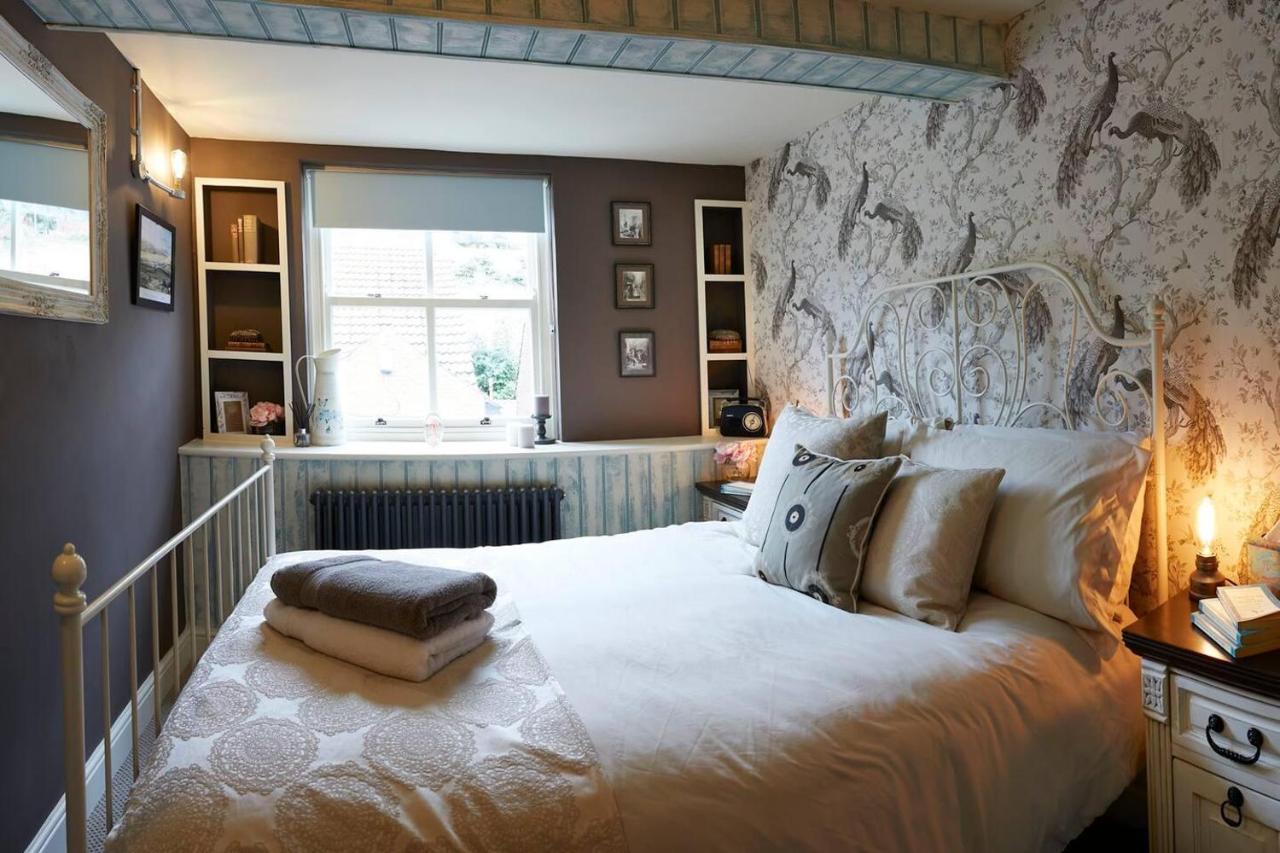 Boutique Fisherman'S Grade II Listed Cottage Scarborough Exterior foto