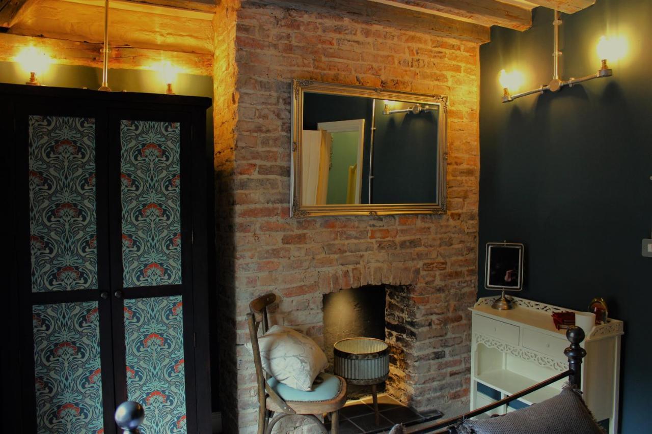 Boutique Fisherman'S Grade II Listed Cottage Scarborough Exterior foto